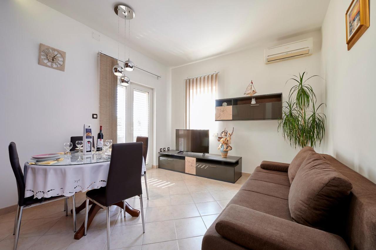Apartment B-2you *