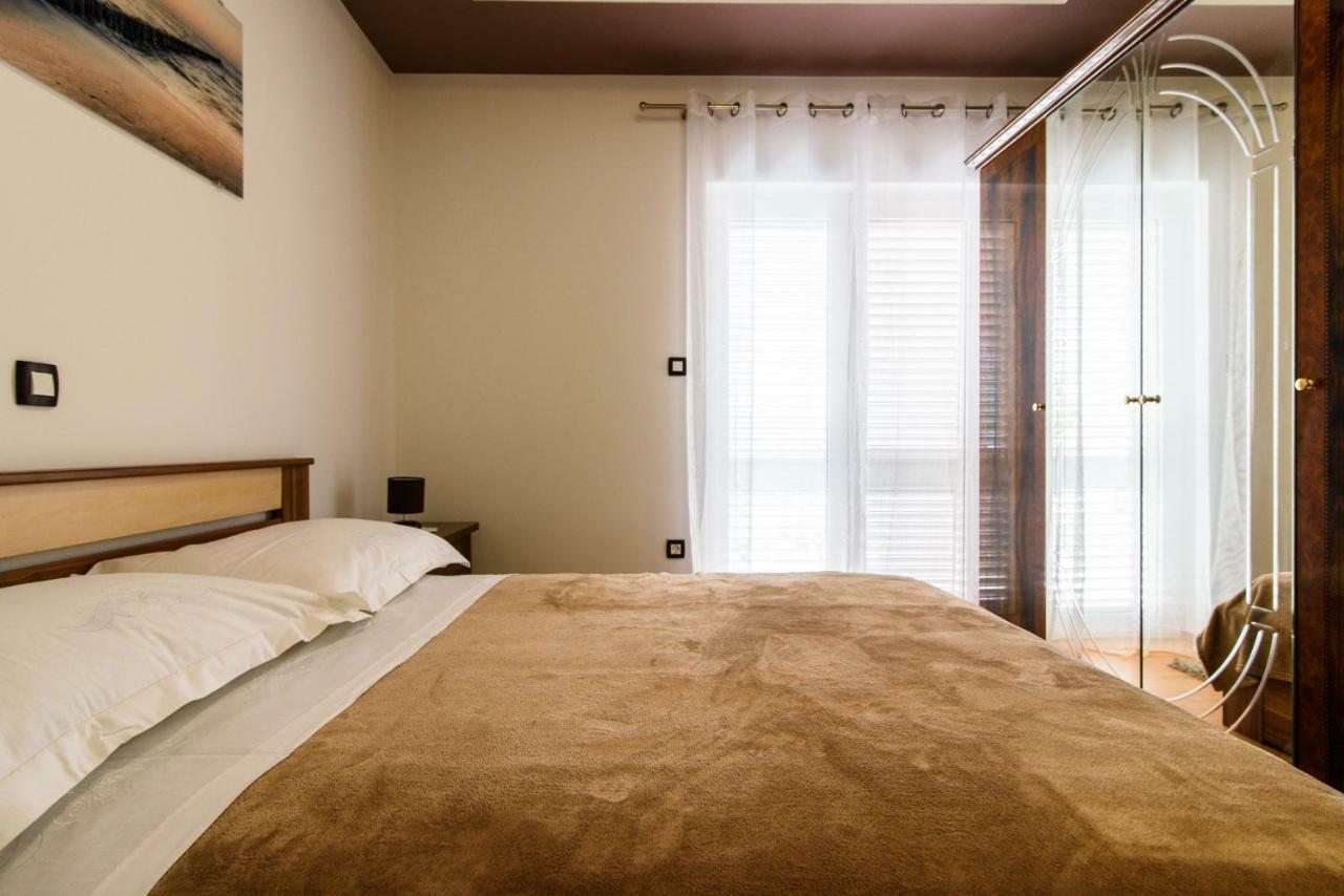 Apartment B-2you