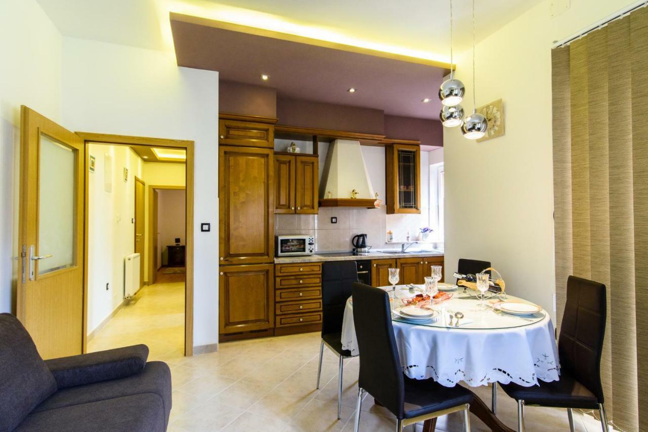 Apartment B-2you
